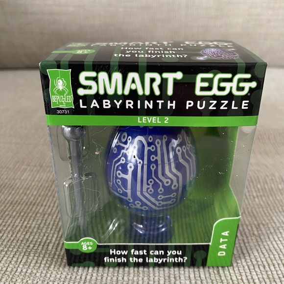 Bepuzzled Other - BePuzzled Smart Egg Labyrinth Puzzle - Blue NIB